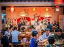  重庆出名的九宫格火锅：热辣欢聚，唯爱十七门火锅