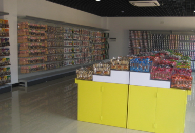 盐津铺子加盟_特色零食店加盟_老婆大人零食